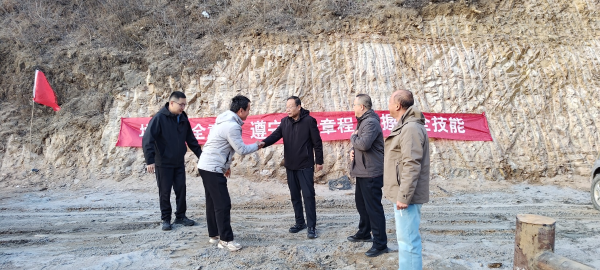 于秀斌帶隊檢查